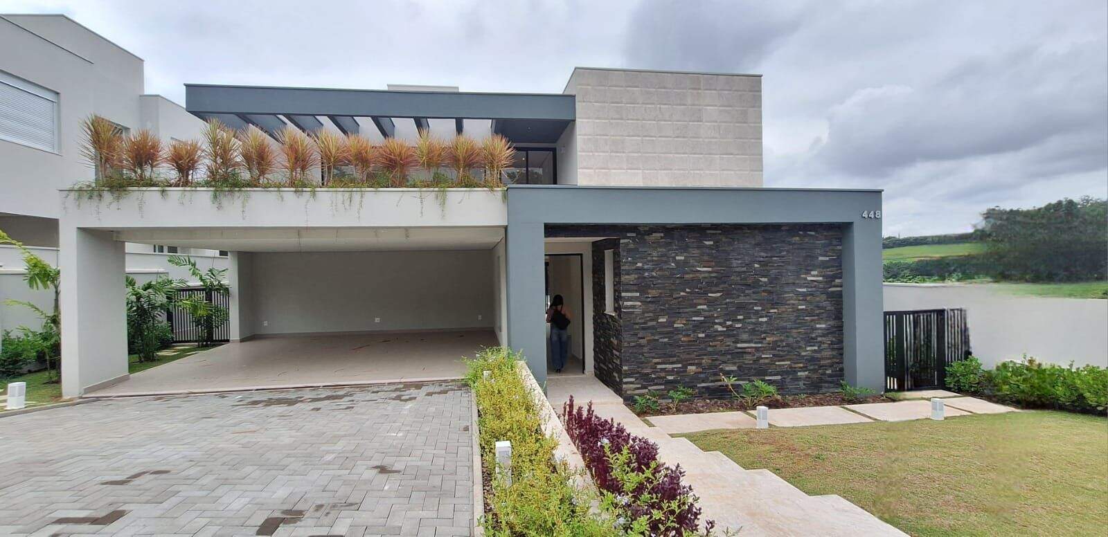 Sobrado à venda no Residencial Helvétia Park: 