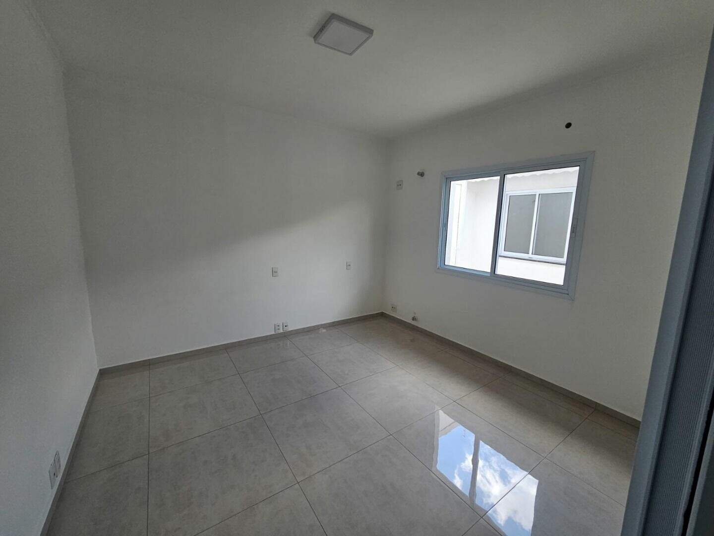 Sala para aluguel no Parque Boa Esperança: 