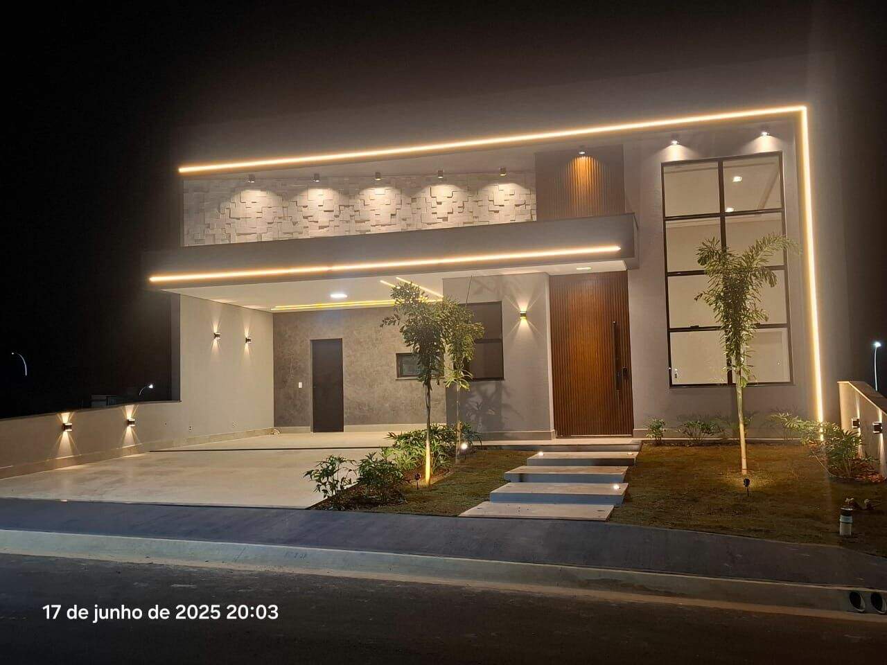 Casa à venda no Residencial Maria Cândida: 