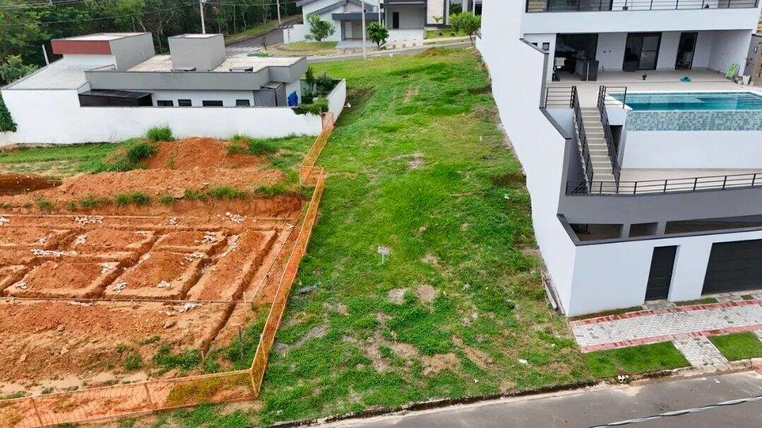 Terreno à venda no Colinas de Indaiatuba,: 