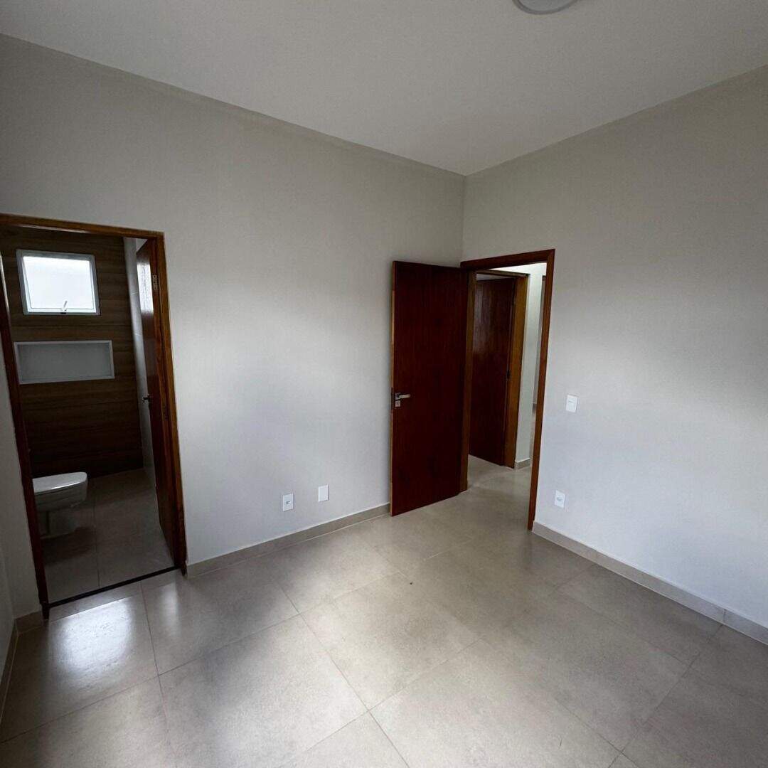 Casa à venda no Jardim Bom Sucesso: 