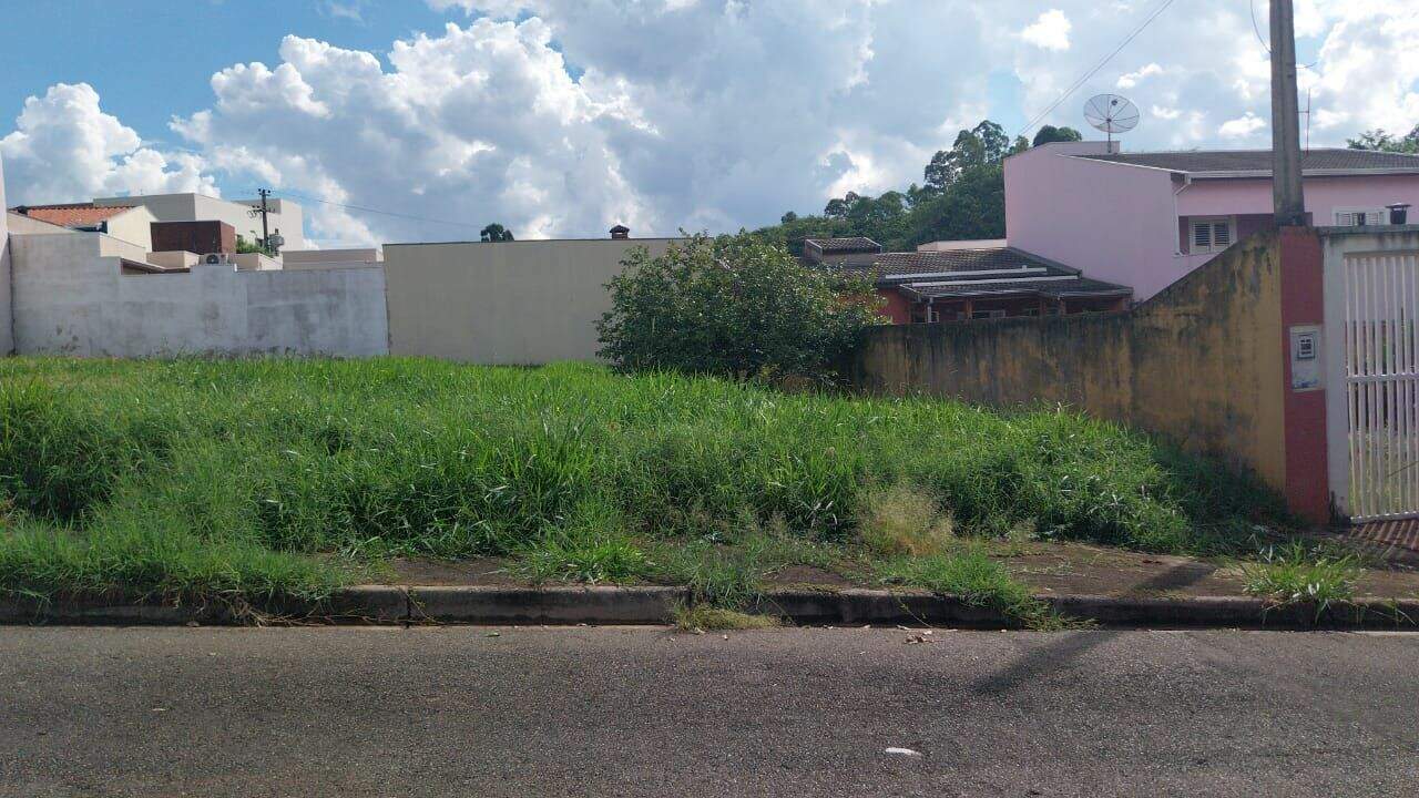 Terreno à venda no Jardim Bela Vista: 