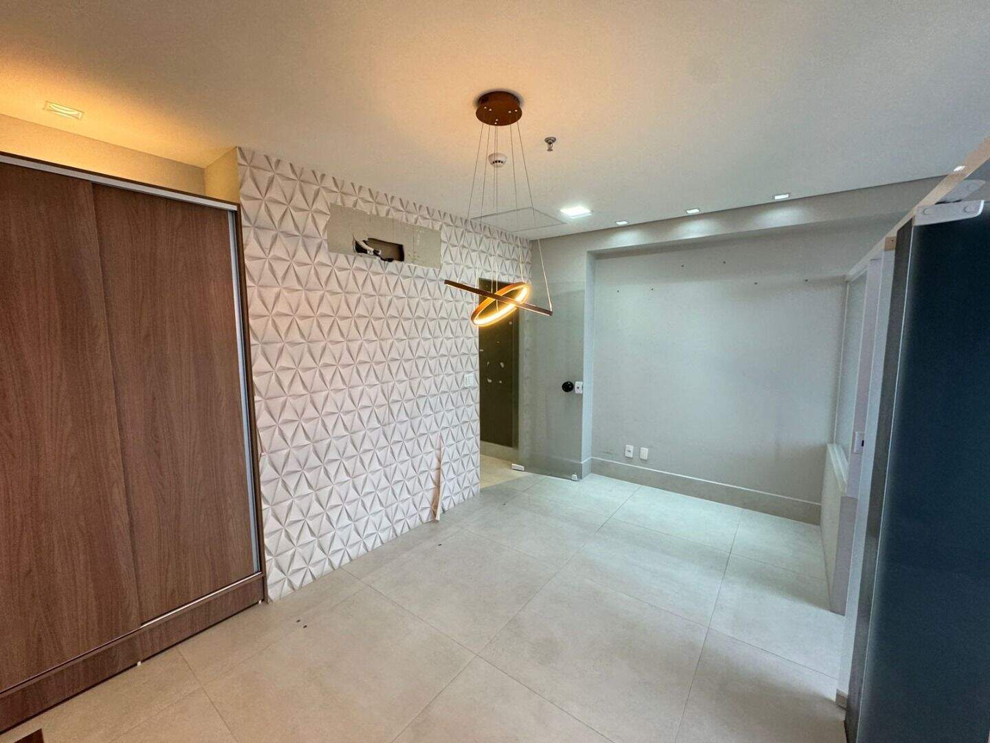 Sala para aluguel no Condomínio Edifício Majestic: 
