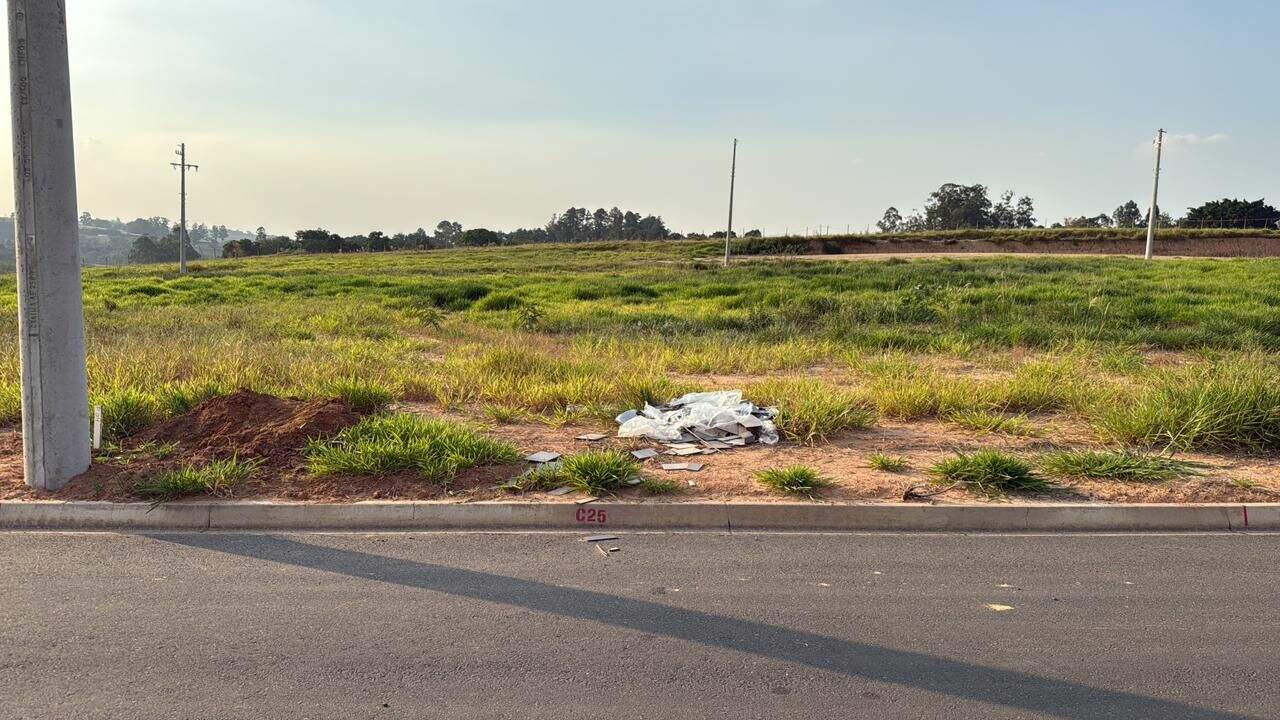 Terreno à venda no Sítios de Recreio Colina: 