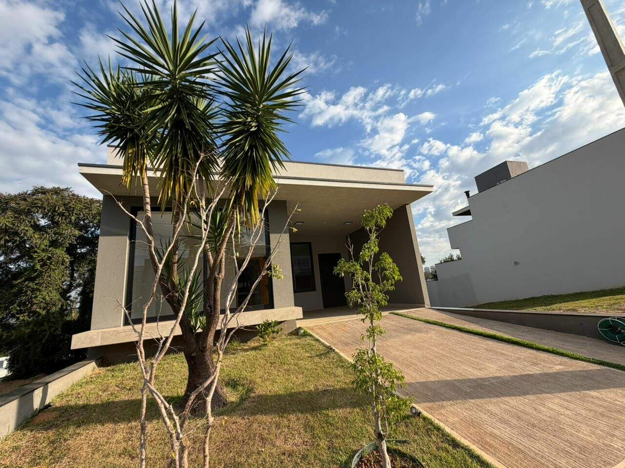 Casa à venda no Loteamento Park Gran Reserve: 