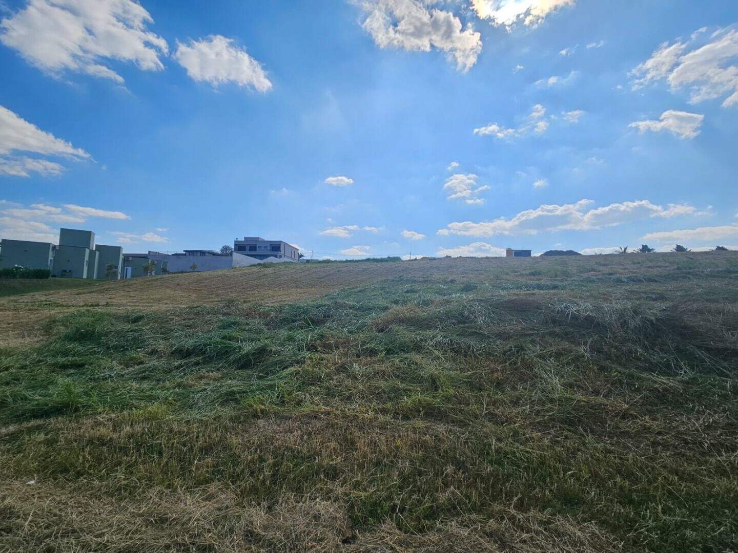 Terreno à venda no Jardim Quintas da Terracota: 