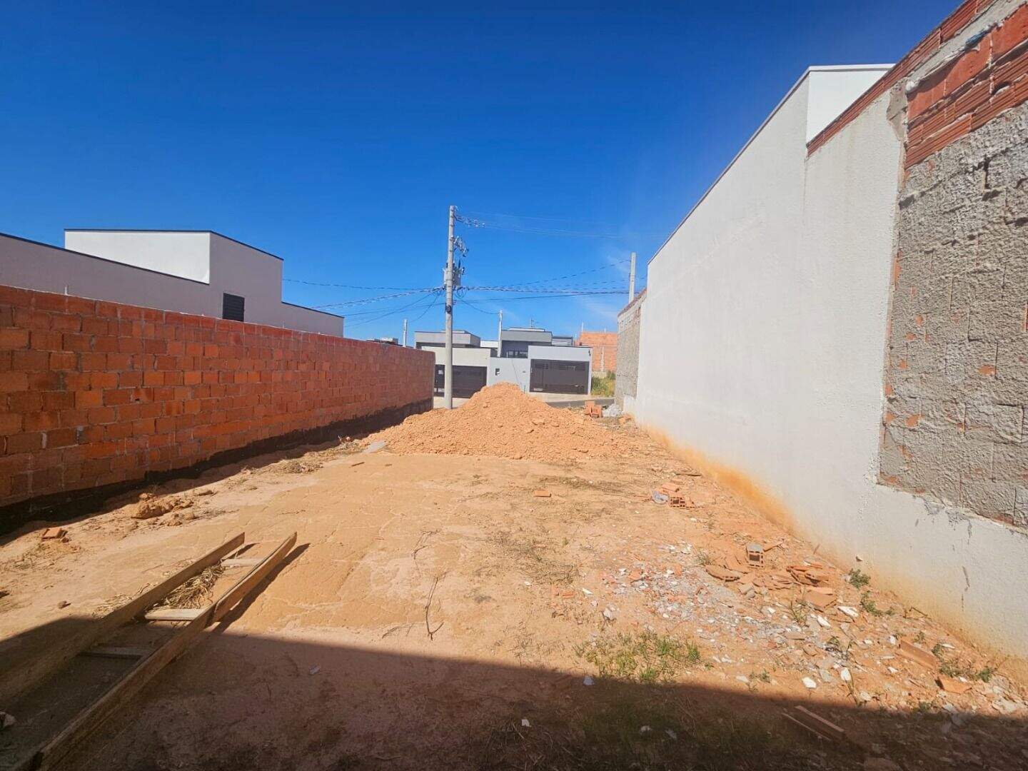 Terreno à venda no Smart City: 