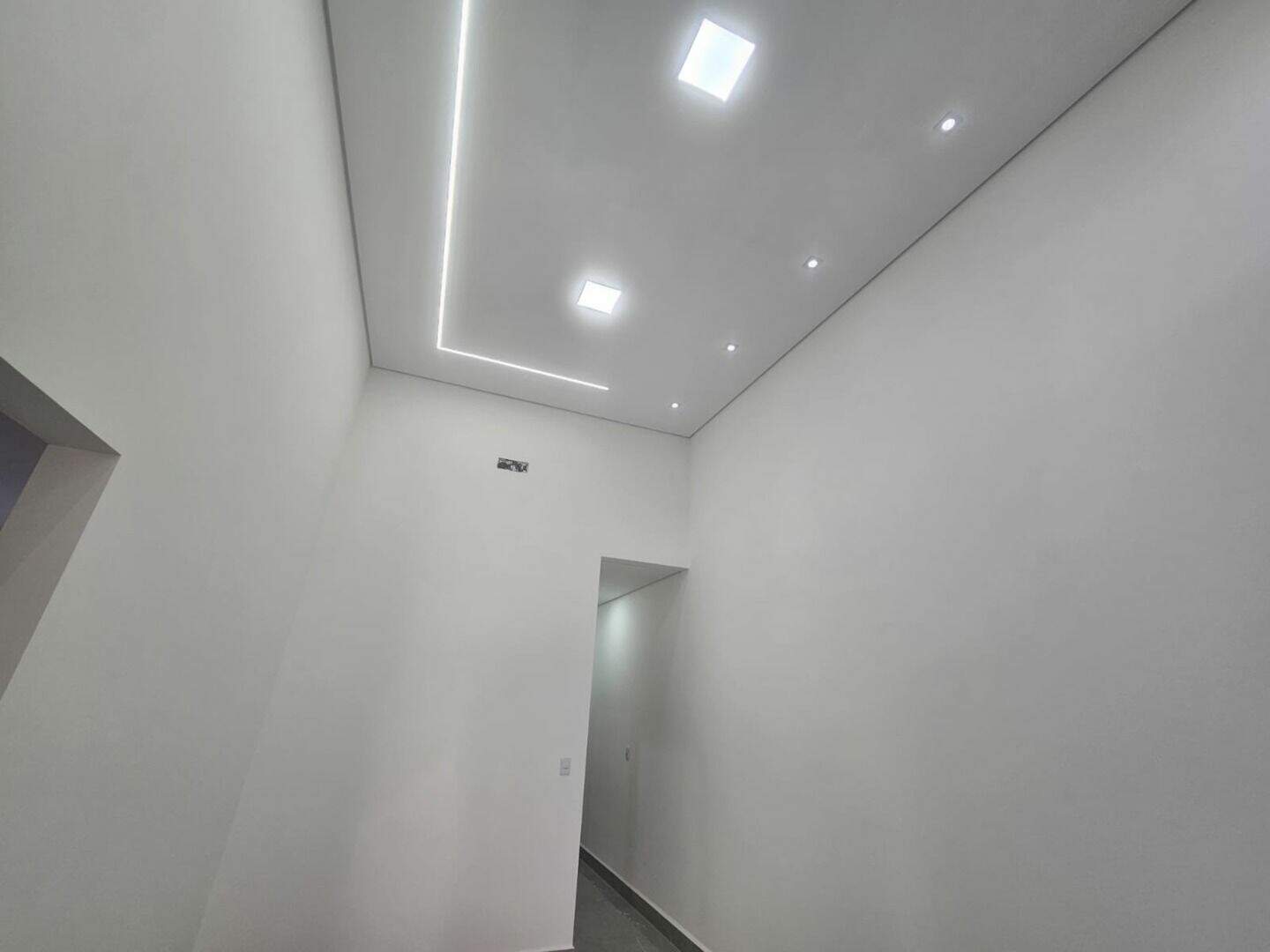 Casa à venda no Jardim Veneza: 