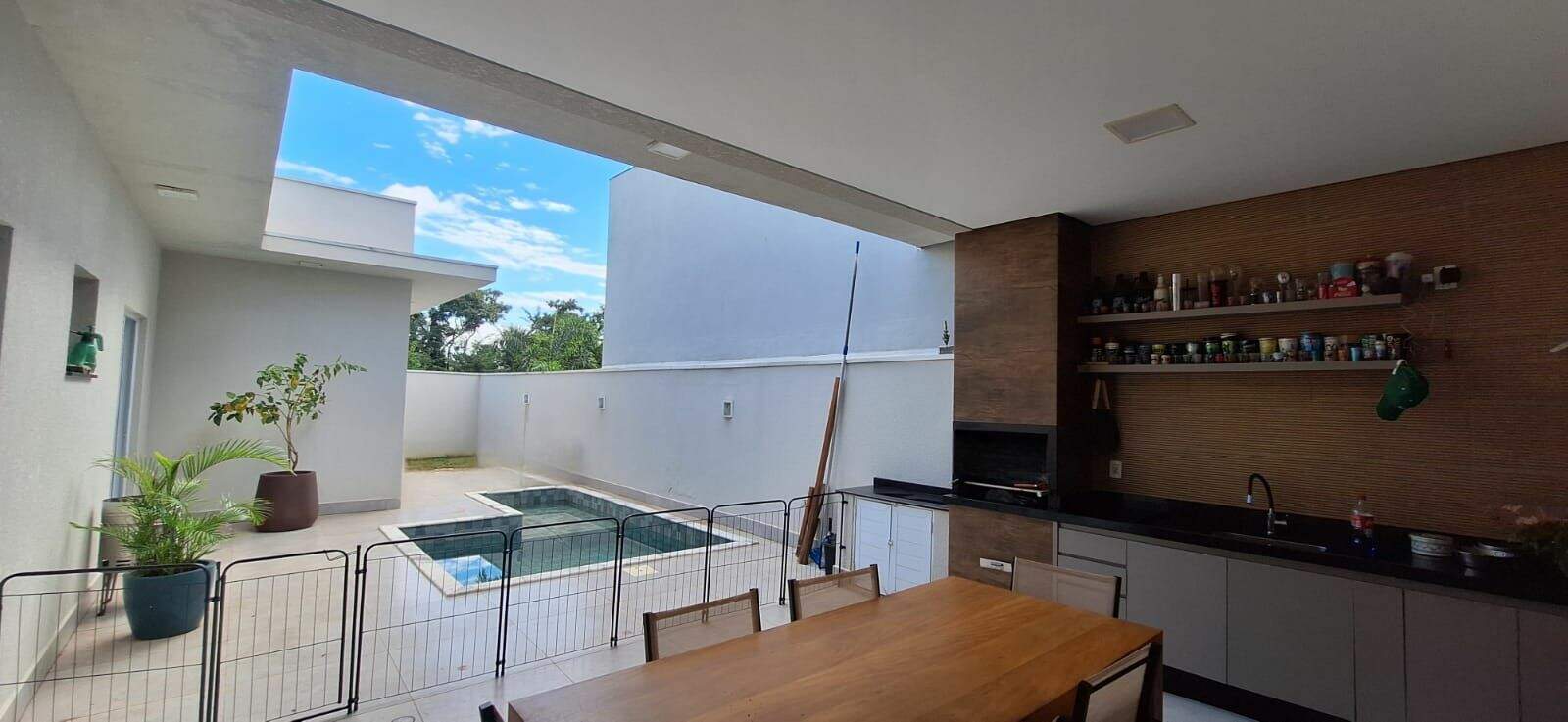Casa à venda no Jardins di Roma: 