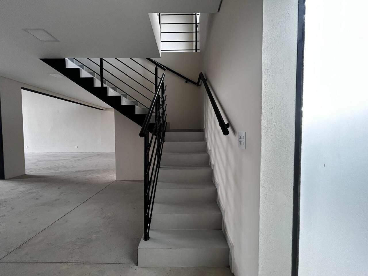Galpão para aluguel no Jardim Guarujá: 