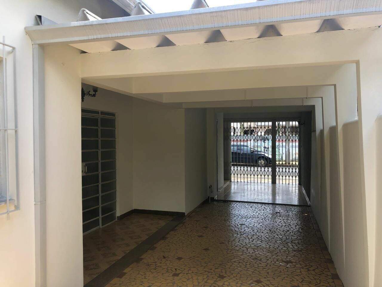 Casa à venda no Centro: 