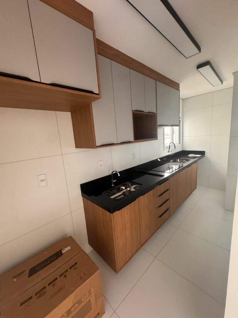 Apartamento para aluguel no Jardim Santa Cruz: 