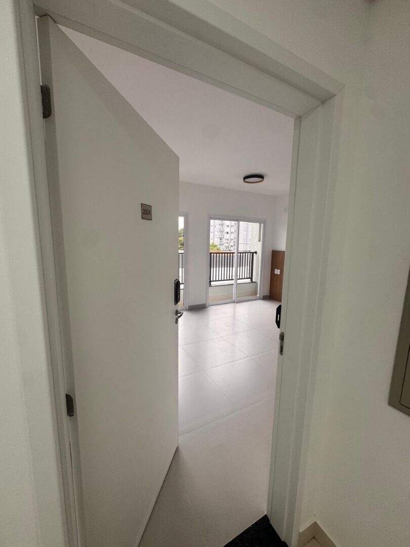 Apartamento para aluguel no Jardim Santa Cruz: 