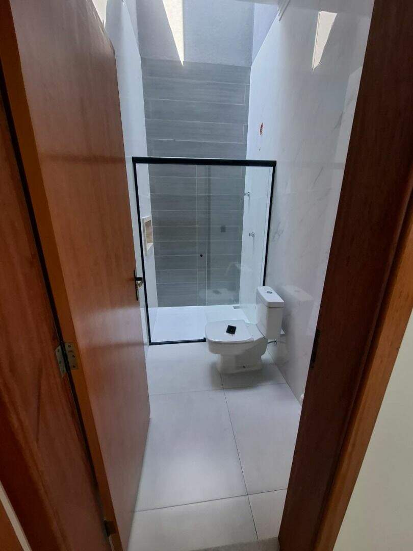 Casa à venda no Parque Barnabé: 