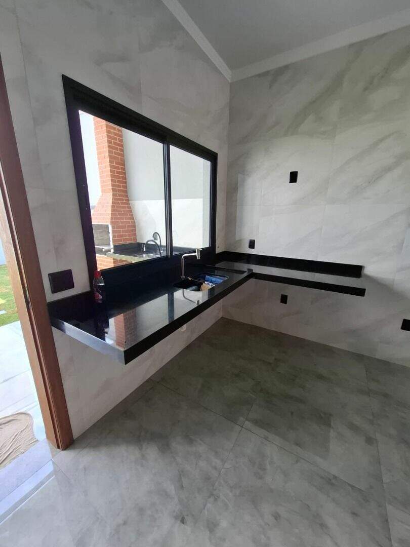 Casa à venda no Parque Barnabé: 