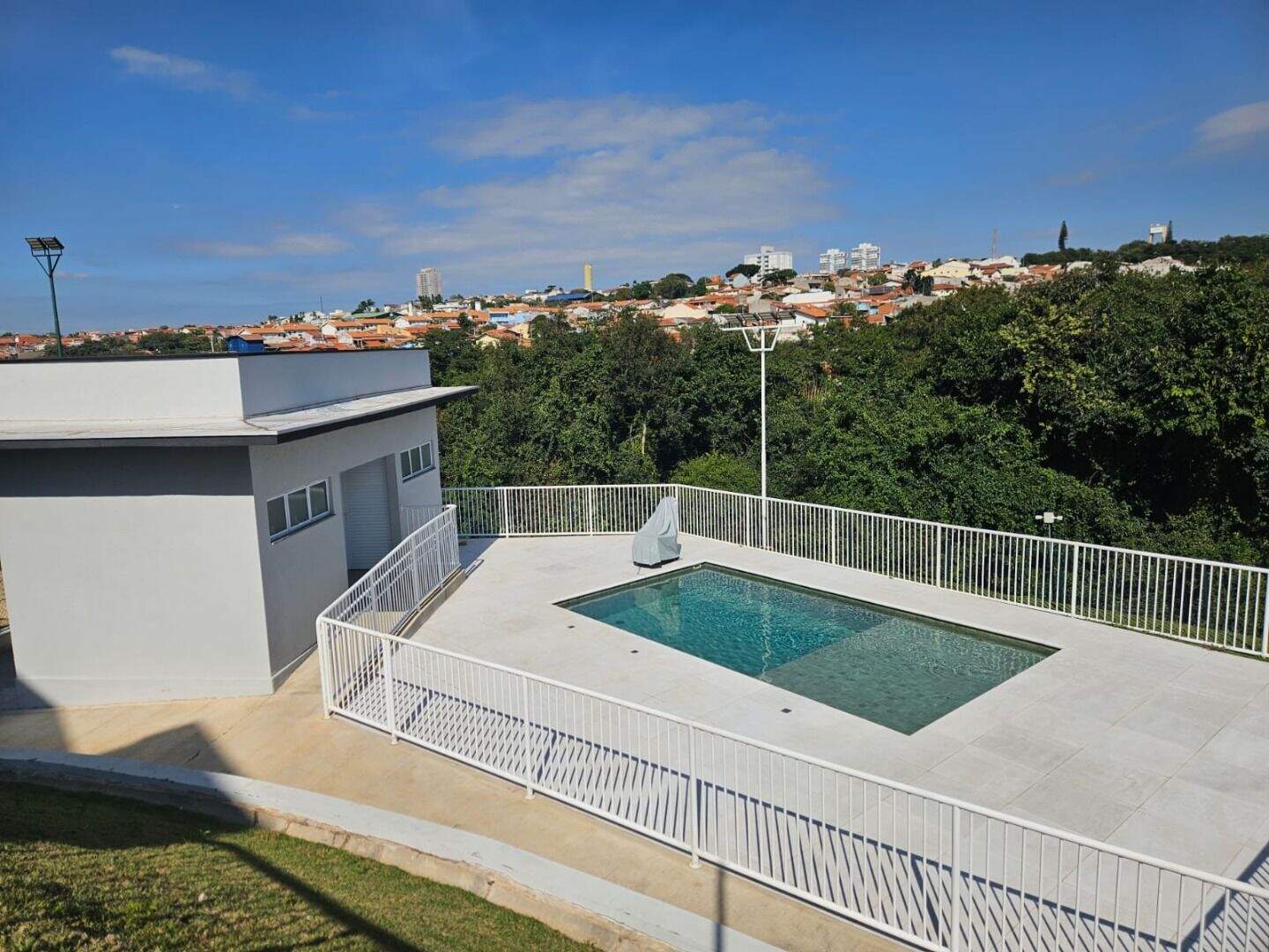 Terreno à venda no Jardim Regente: 