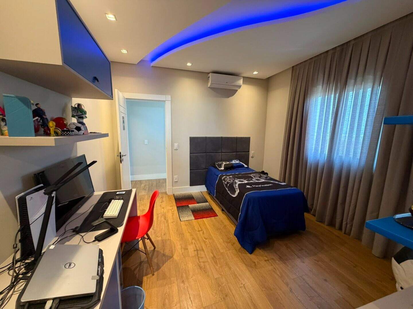 Sobrado à venda no Jardim Residencial Helvétia Park I: 