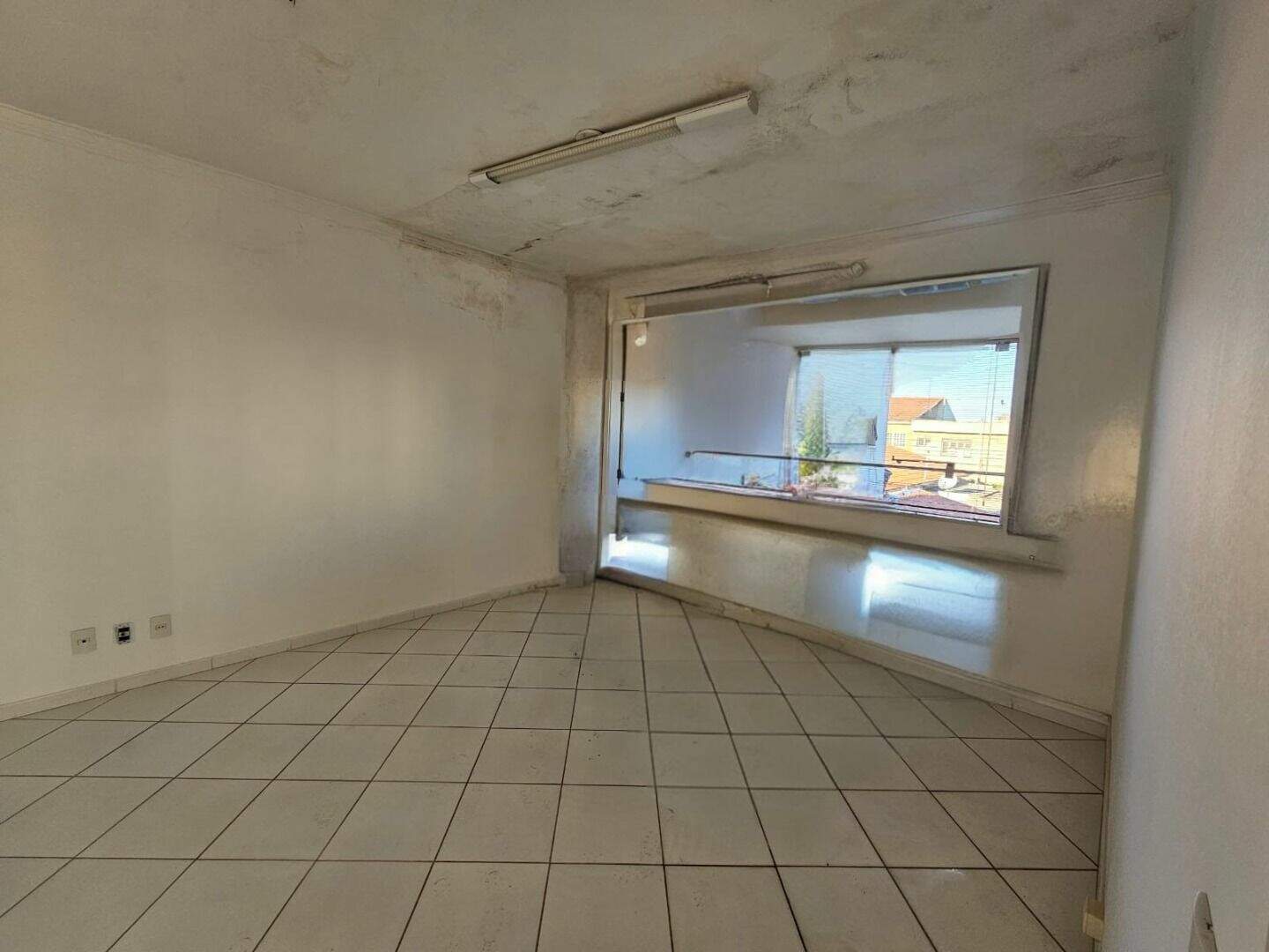 Sala para aluguel no Jardim Pau Preto: 