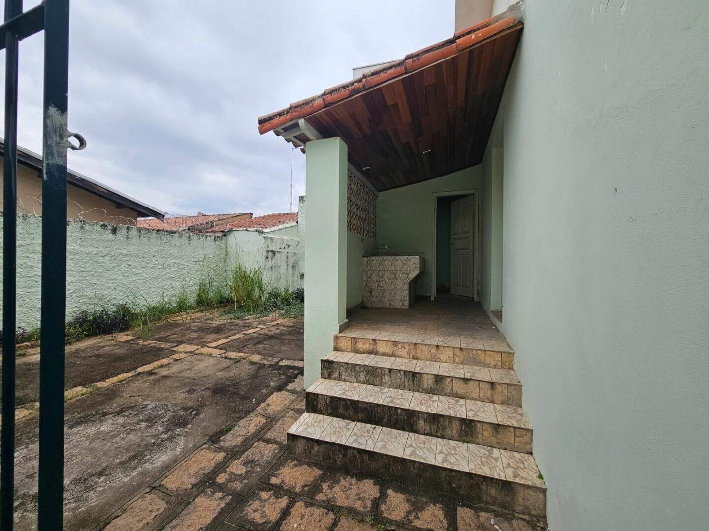 Casa para aluguel no Jardim Pau Preto: 