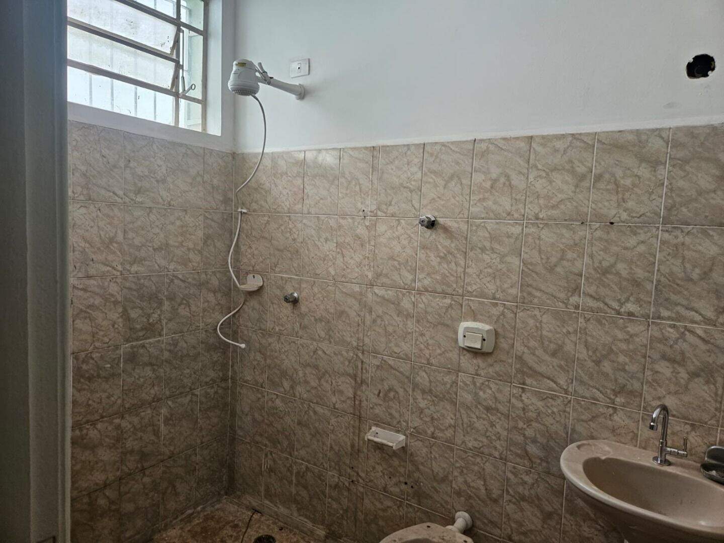 Casa para aluguel no Jardim Pau Preto: 