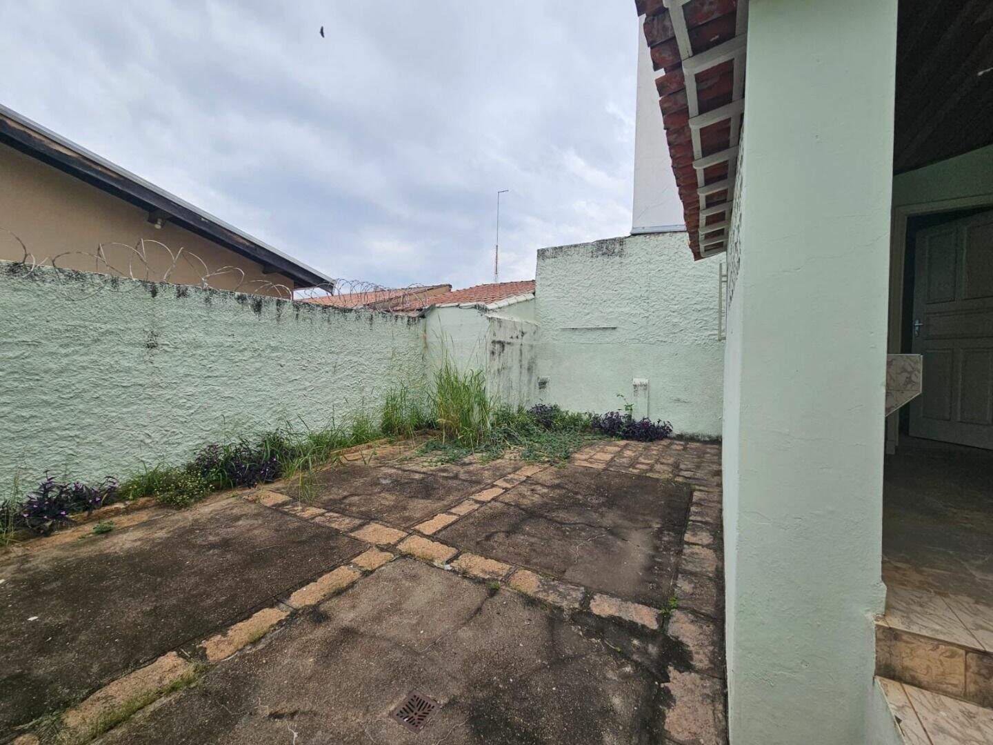 Casa para aluguel no Jardim Pau Preto: 