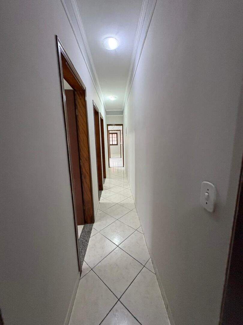 Casa à venda no Jardim São Francisco: 