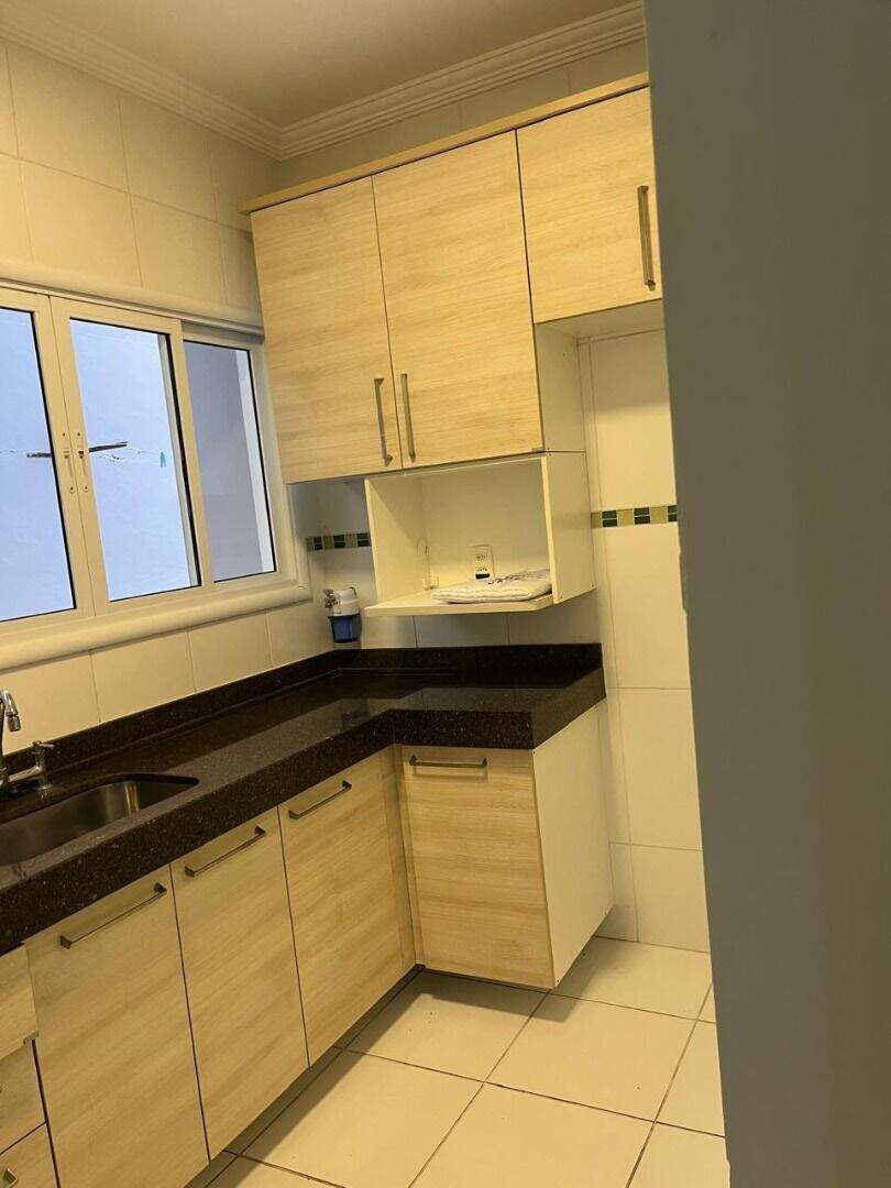 Sobrado para aluguel no Jardim Pau Preto: 