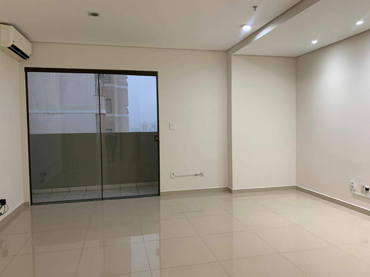 Sala para aluguel no Cidade Nova I: 