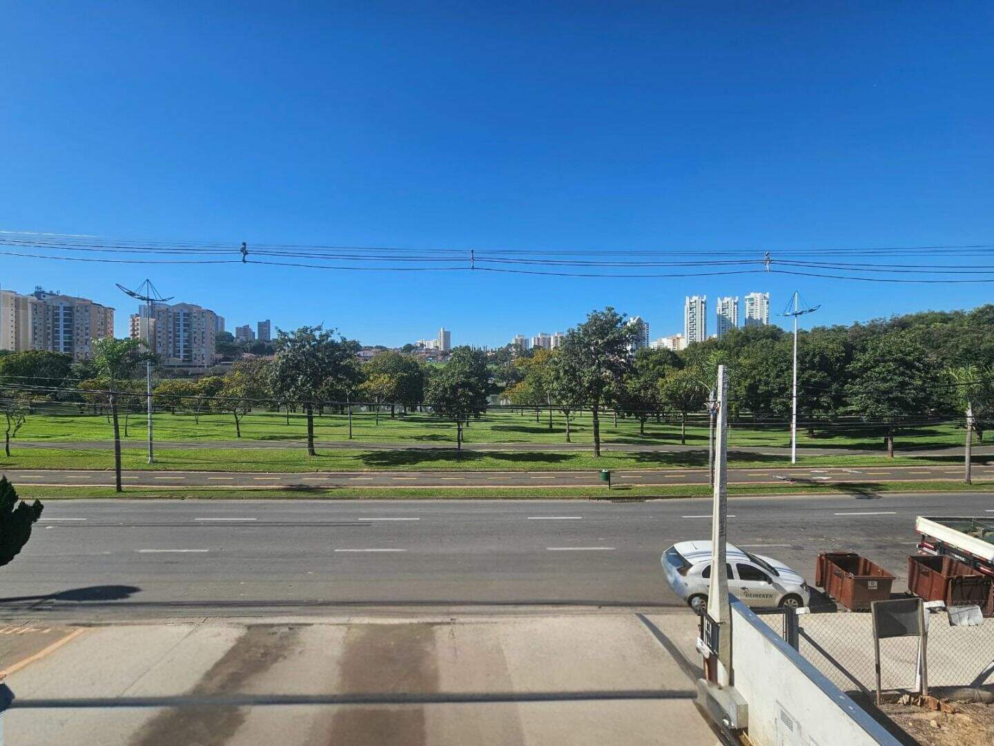 Salão à venda no Jardim Esplanada II: 