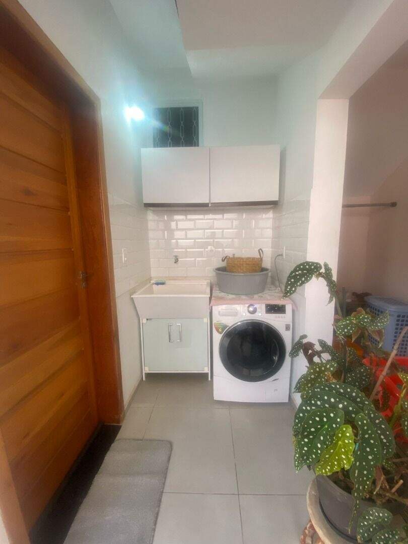 Sobrado à venda no Jardim Turim: 