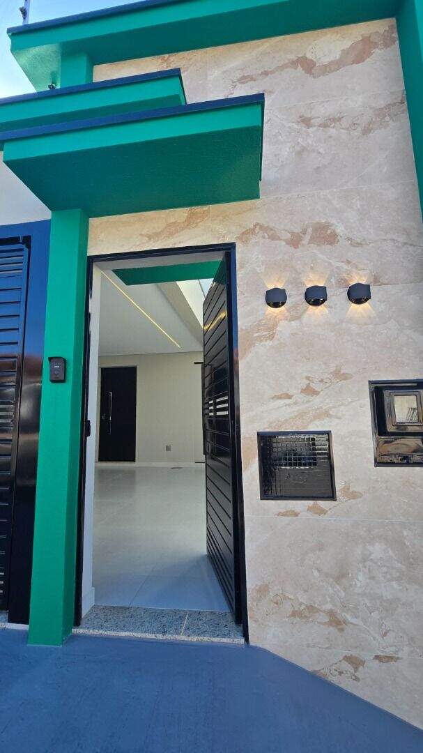Casa à venda no Jardim Colonial: 