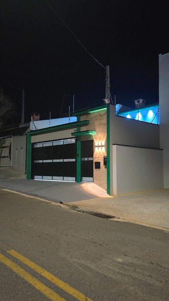 Casa à venda no Jardim Colonial: 