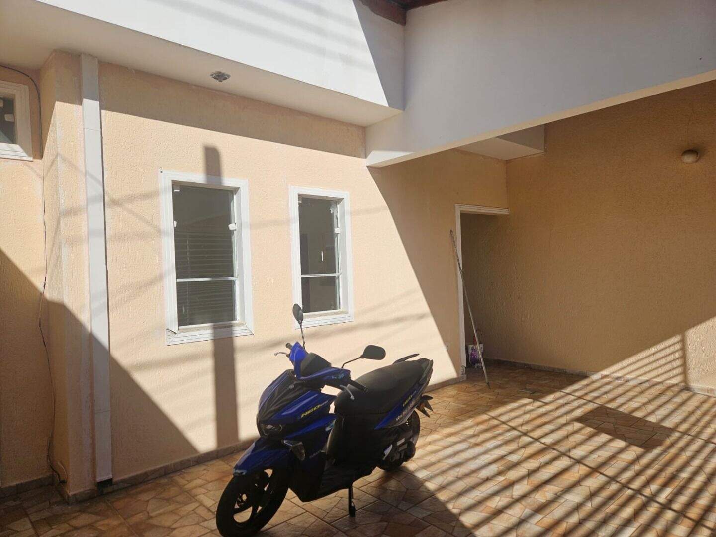 Casa para aluguel no Lauro Bueno de Camargo: 