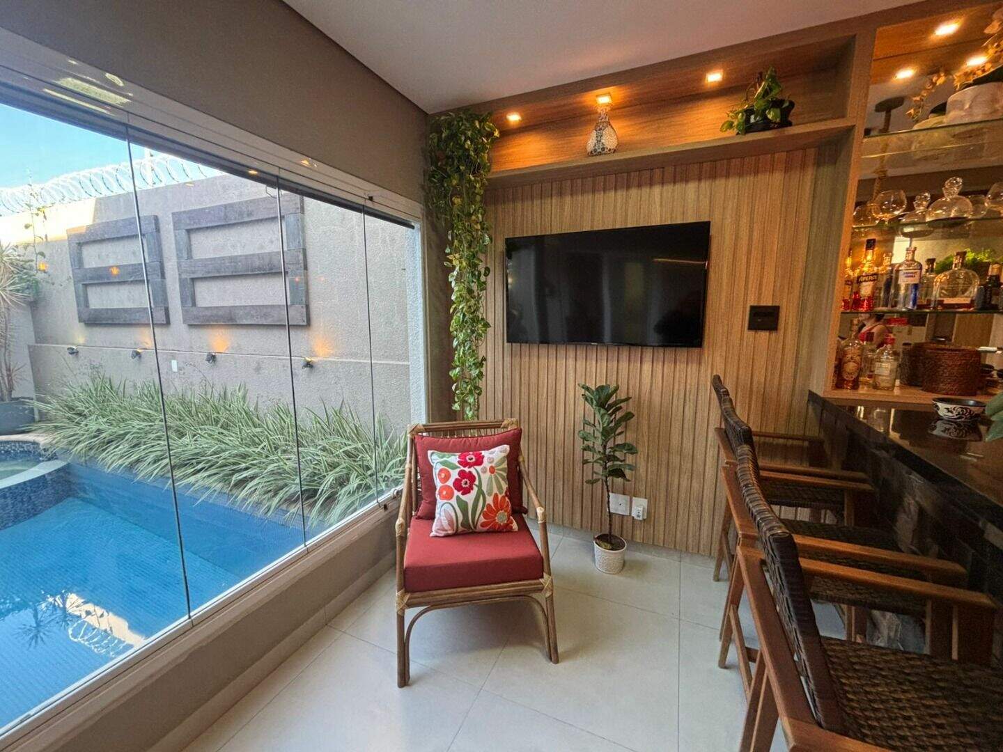 Casa para aluguel no Jardim Residencial Alto De Itaici: 
