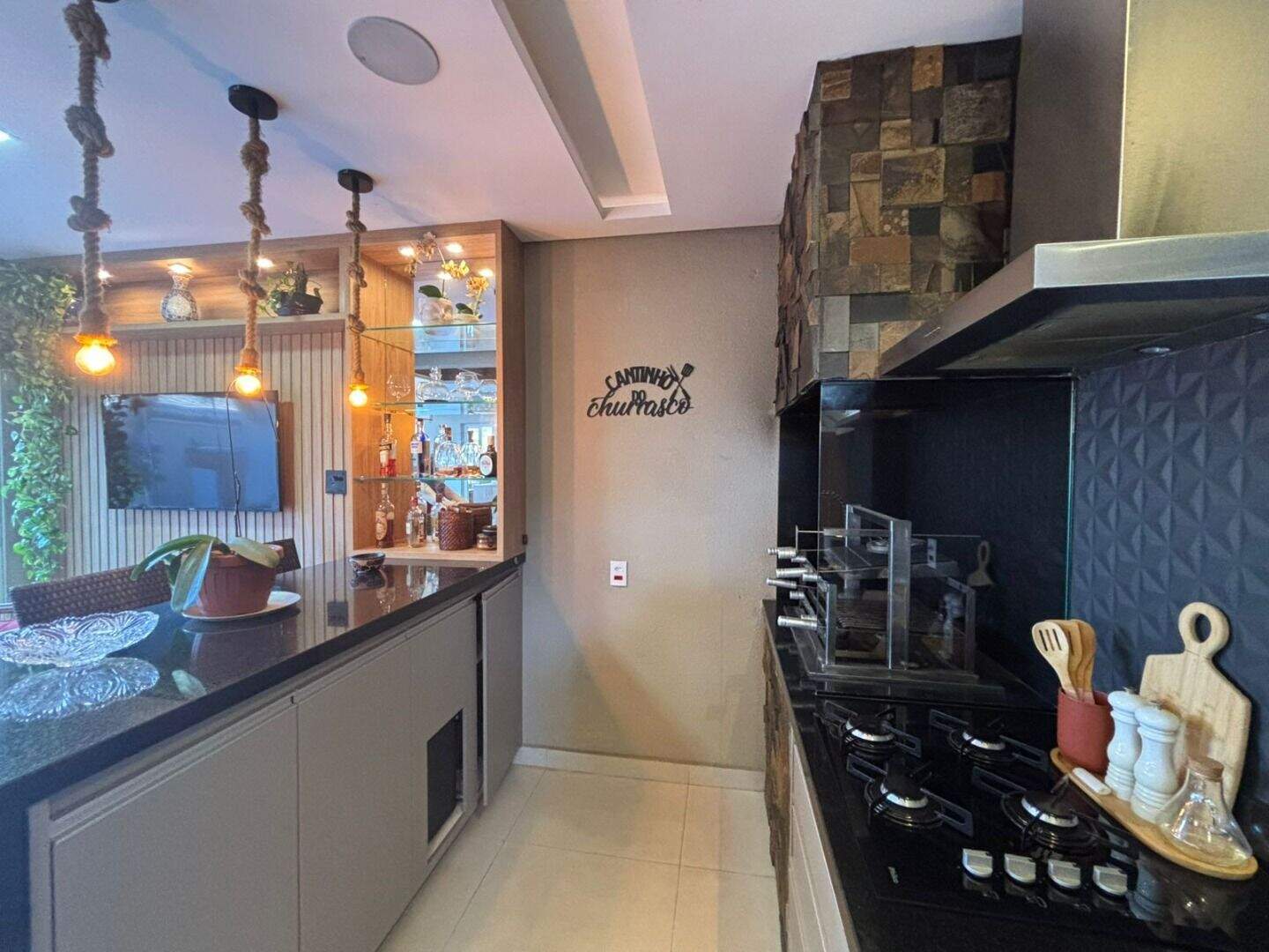 Casa para aluguel no Jardim Residencial Alto De Itaici: 