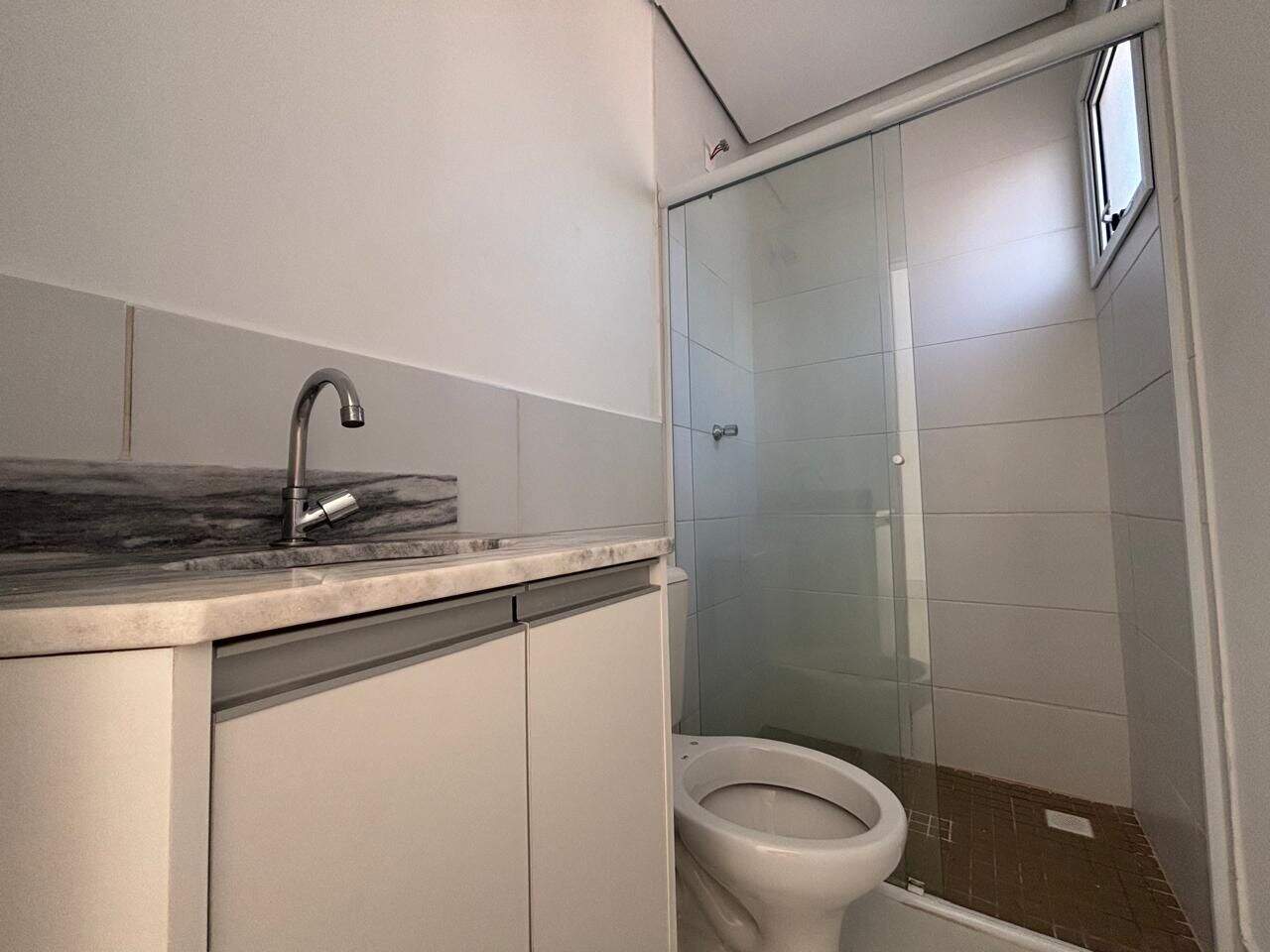 Apartamento para aluguel no Jardim Santiago: 