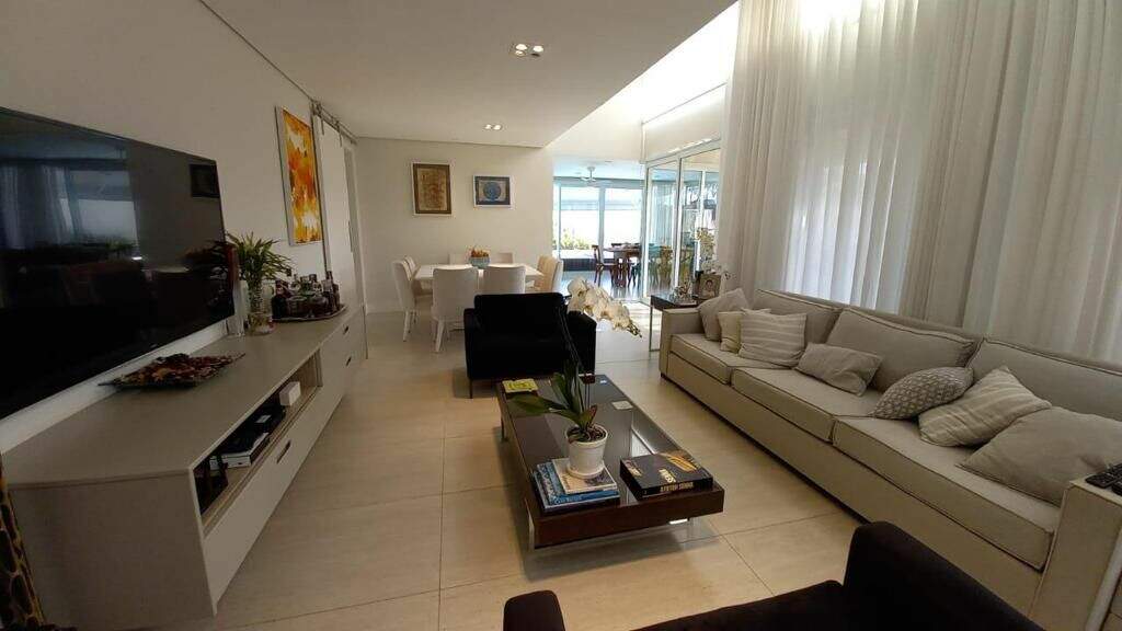 Casa à venda no Jardim Residencial Helvétia Park III: 