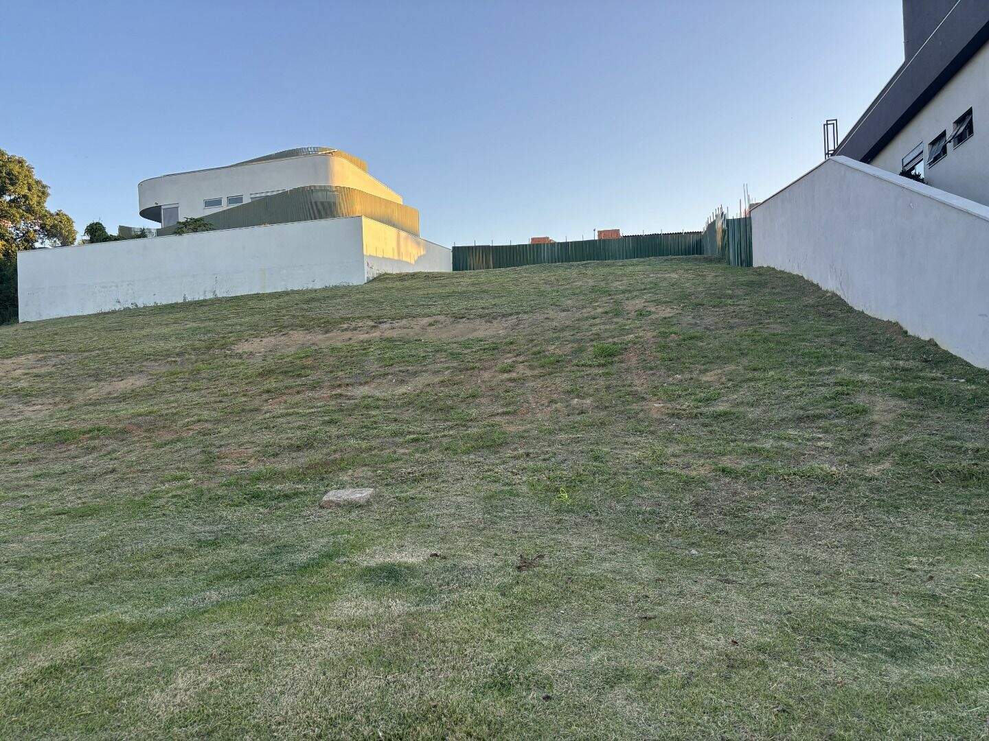 Terreno à venda no Jardim Santa Rita: 