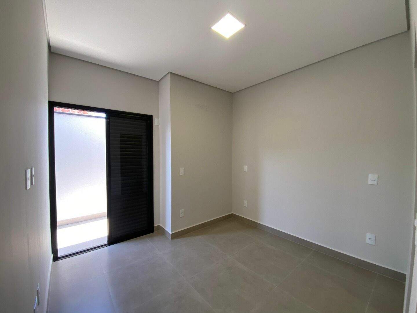 Casa à venda no Jardim Bom Sucesso: 
