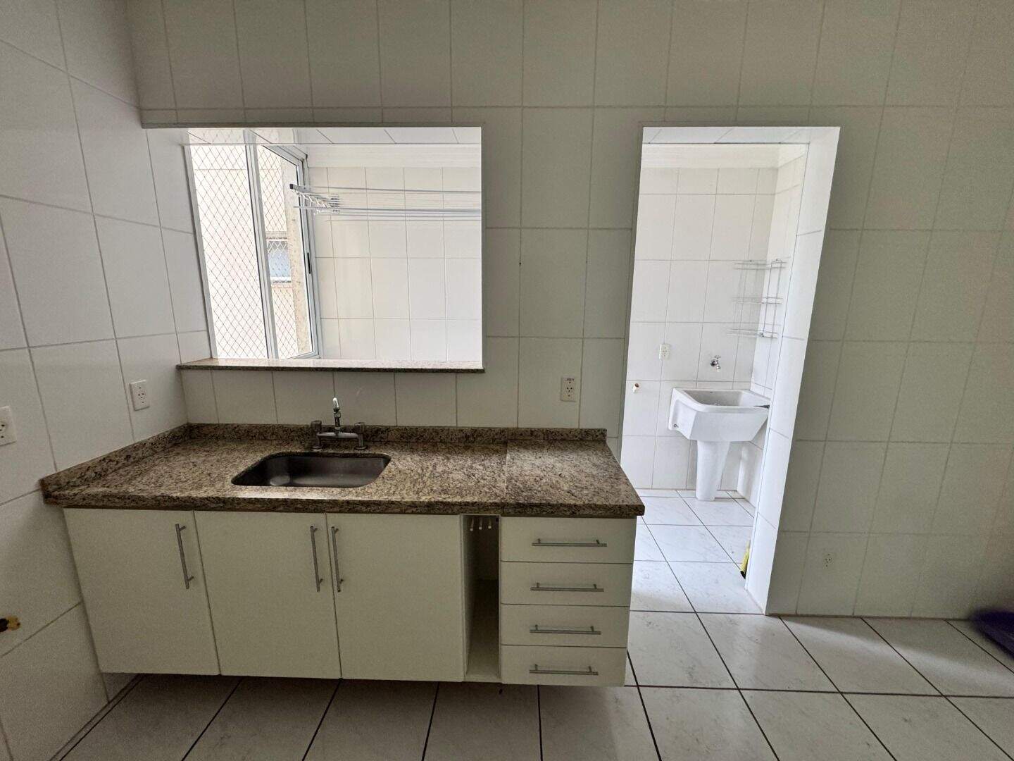 Apartamento à venda no Vila Maria Helena: pia