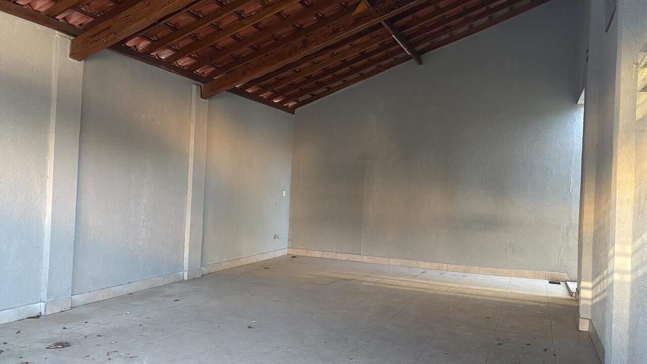 Casa para aluguel no Vila Sfeir: 