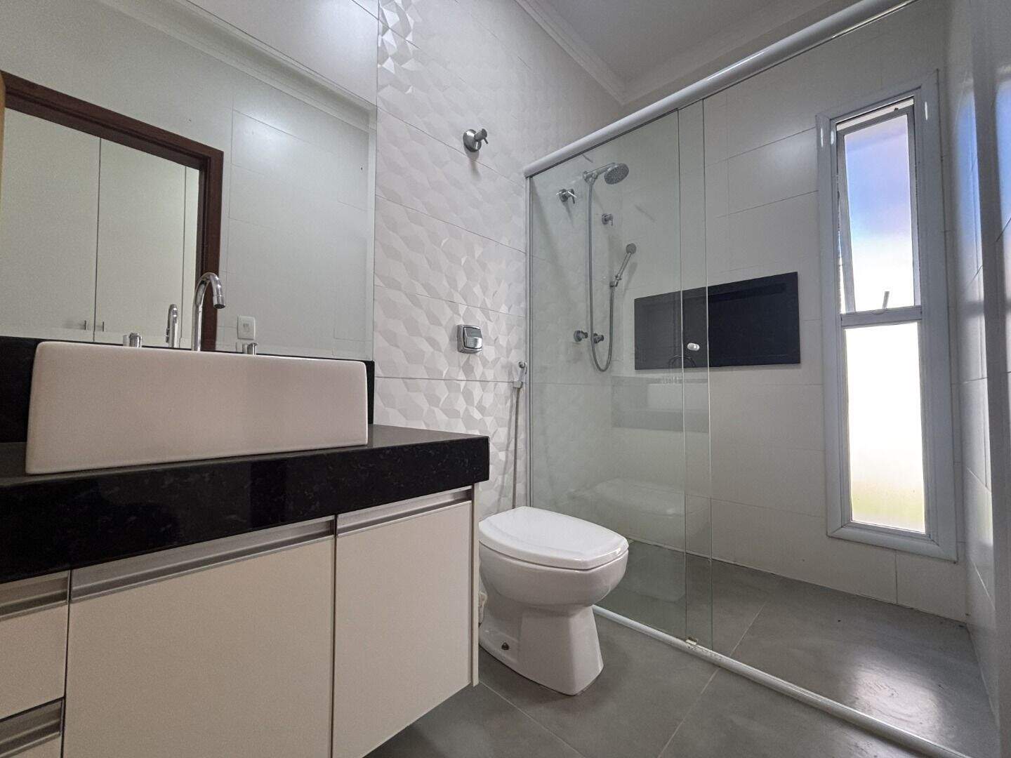 Casa à venda no Jardim dos Lagos: 
