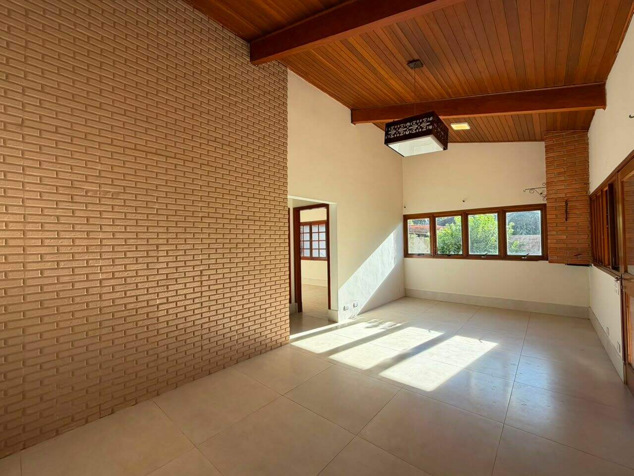 Casa para aluguel no Condomínio Monte Belo: 
