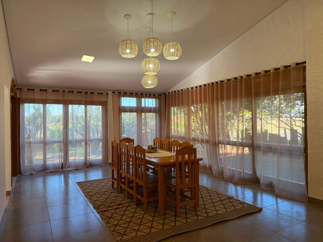 Casa para aluguel no Condomínio Monte Belo: 