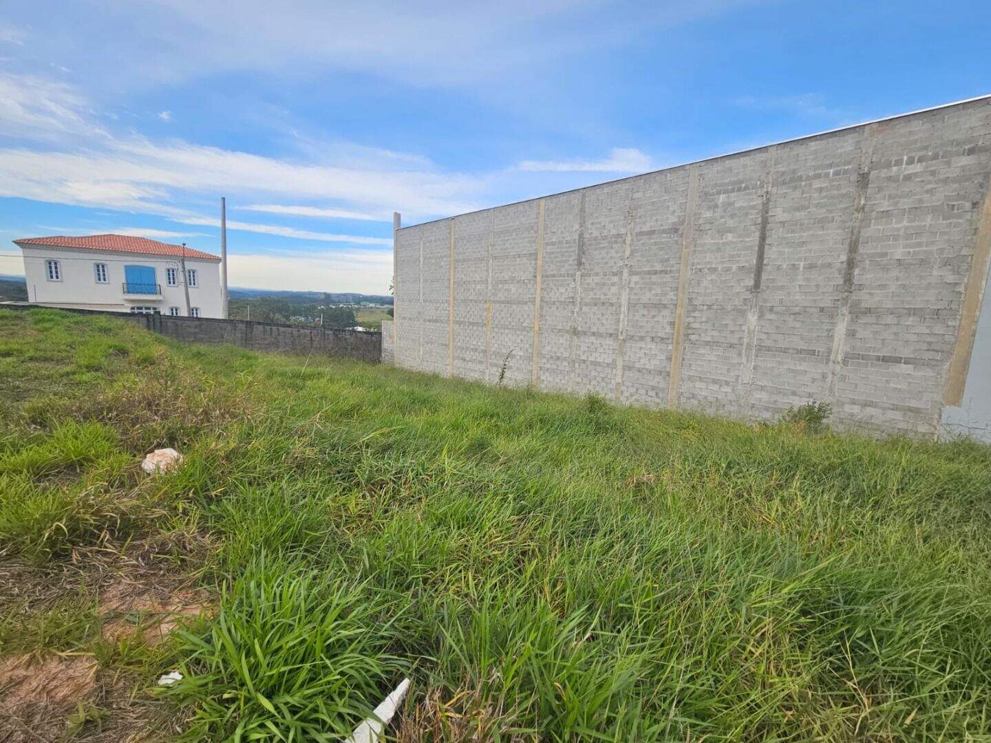 Terreno à venda no Loteamento Comercial Monte Castelo,: 