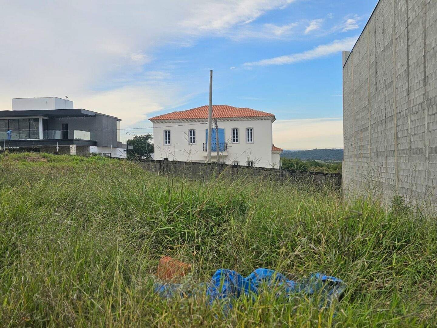 Terreno à venda no Loteamento Comercial Monte Castelo,: 