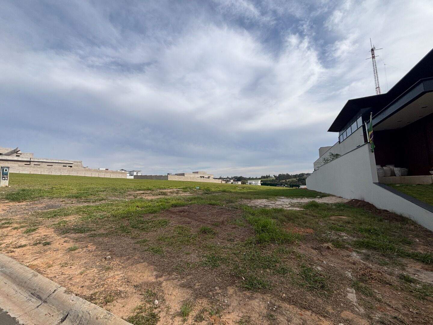 Terreno à venda no Jardim Reserva Bom Viver de Indaiatuba: 