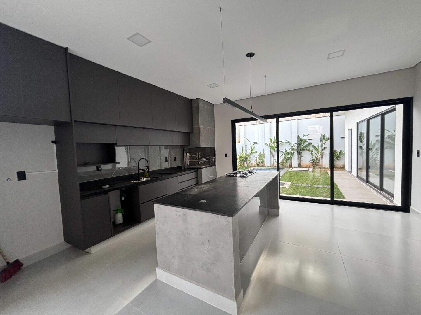 Casa à venda no Vila Inglesa: 