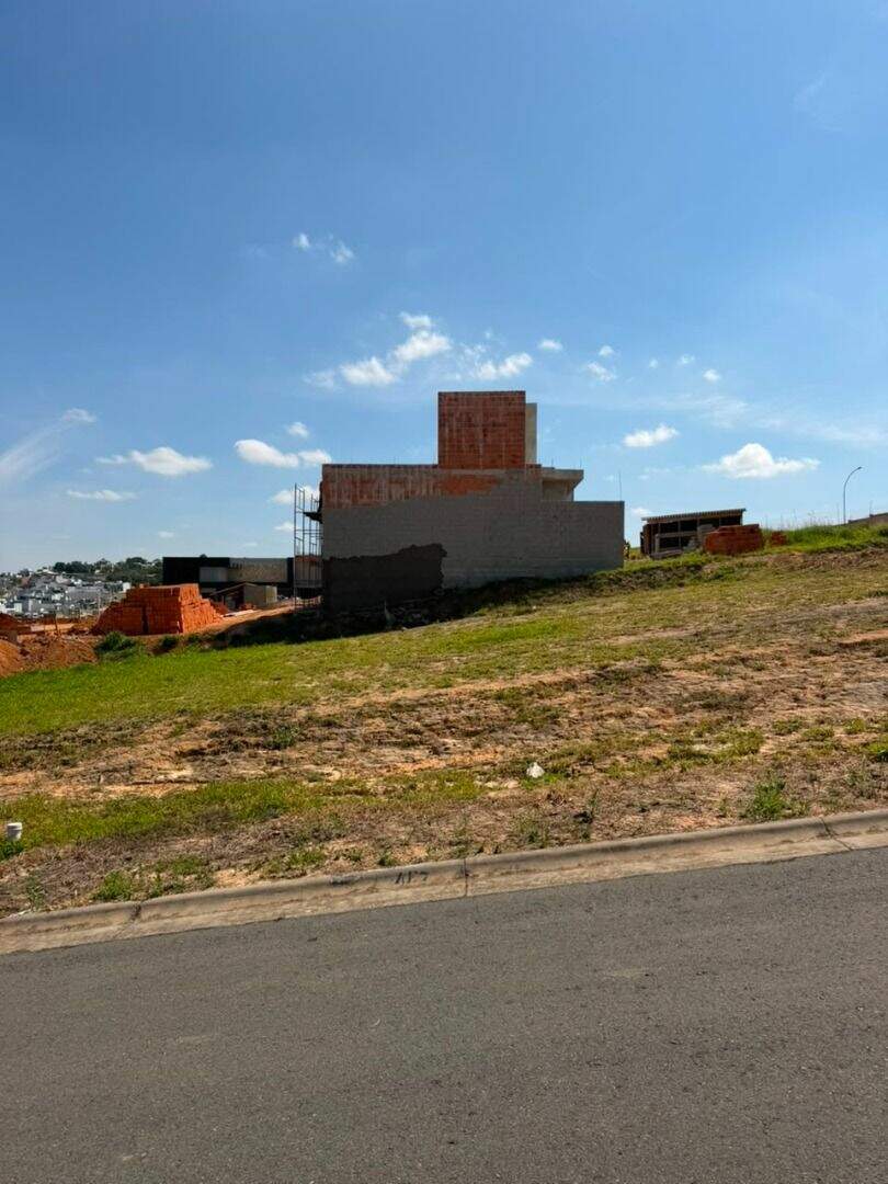 Terreno à venda no Jardim Casablanca: 