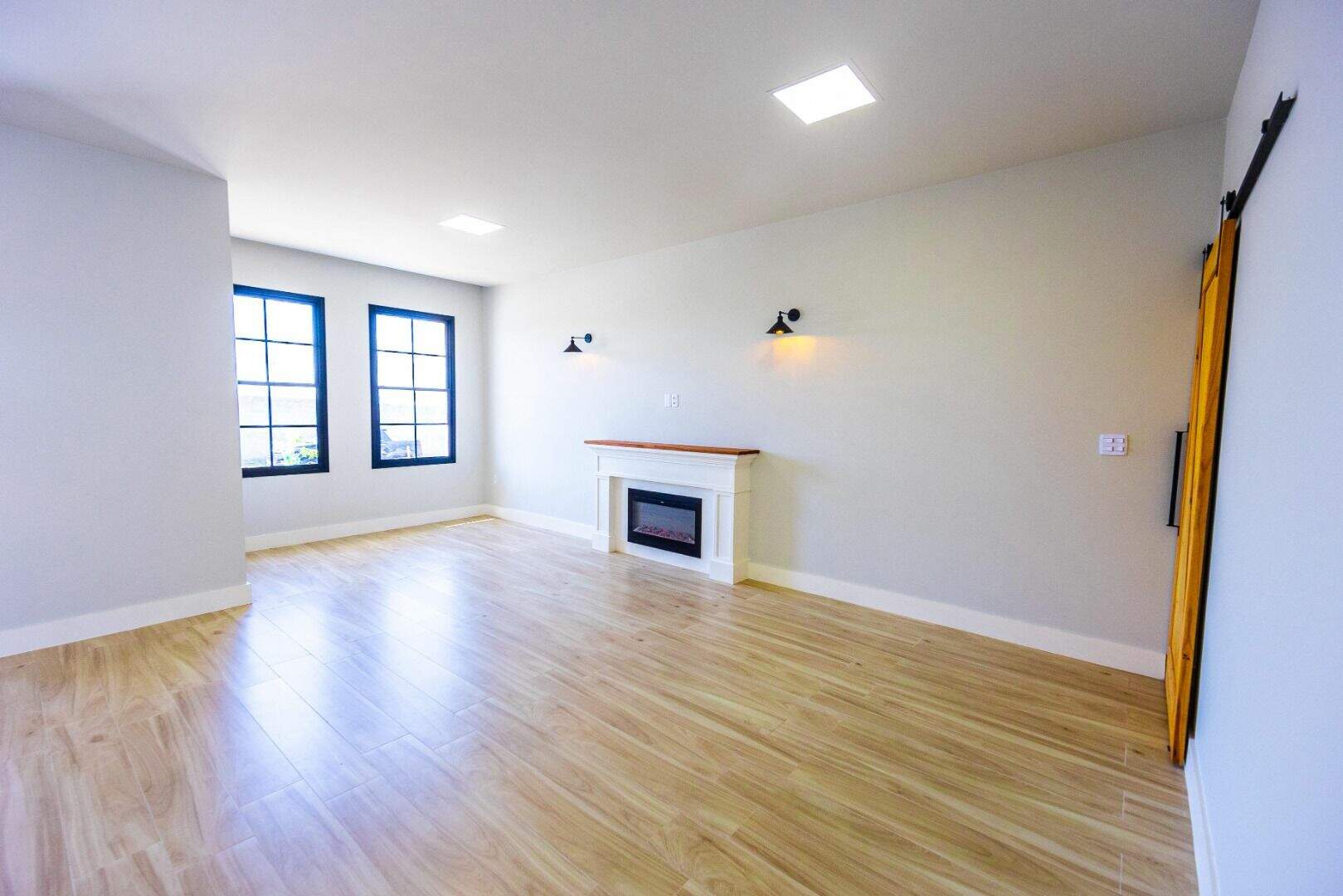 Casa para aluguel no Jardim Regina: 